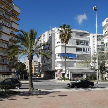 In Erster Strandlinie, Mit Balkon, Dachterrasse Und Gemeinschaftspool Lejlighed *
